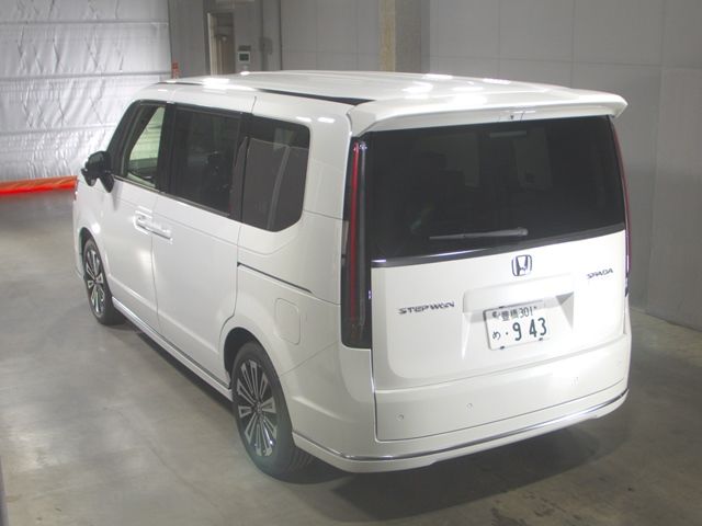 2026 Honda Stepwgn Premium Line auction photo 5