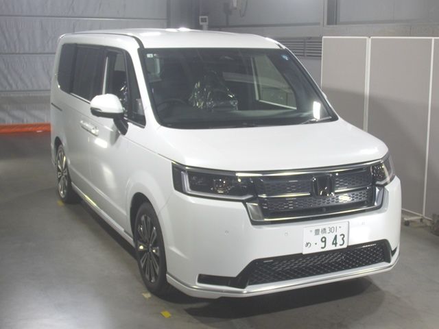 2026 Honda Stepwgn Premium Line auction photo 4