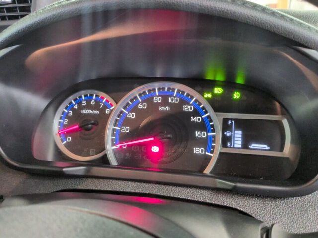 2024 Toyota Roomy Custom G auction photo 6