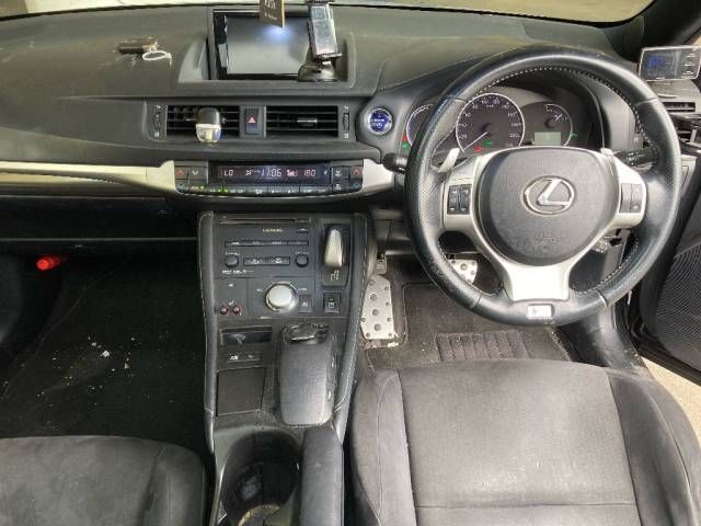 2011 Lexus CT Fスポーツ auction photo 2