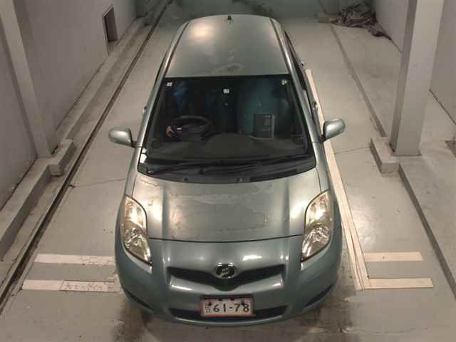2009 Toyota Vitz Fシャンブルアパリコレクション auction photo 6