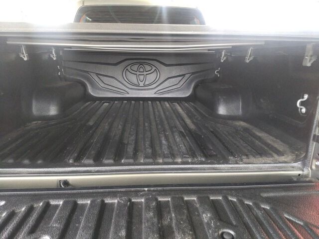 2021 Toyota Hilux Z 4WD auction photo 6
