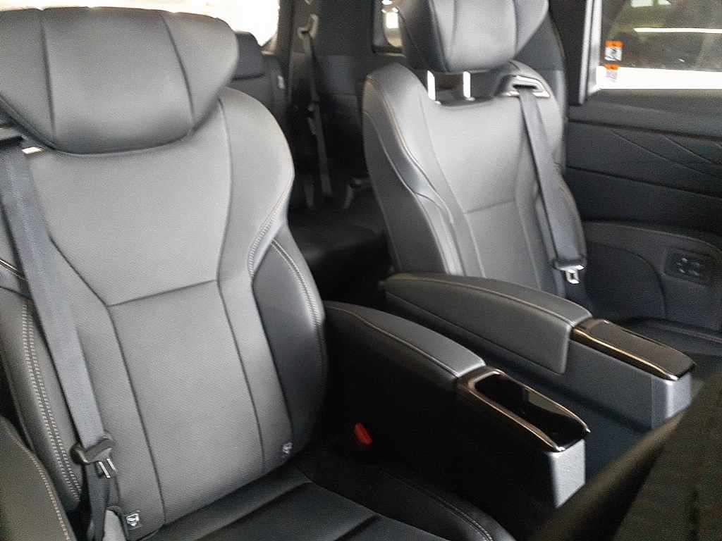 2024 Toyota Alphard Z auction photo 11