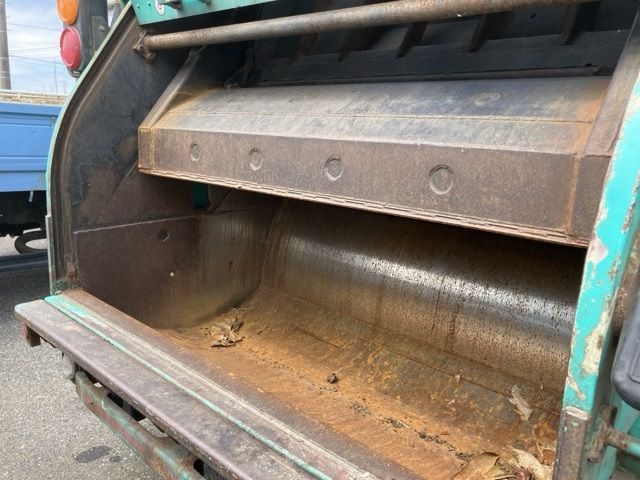 2006 Isuzu Forward ジンカイ auction photo 19