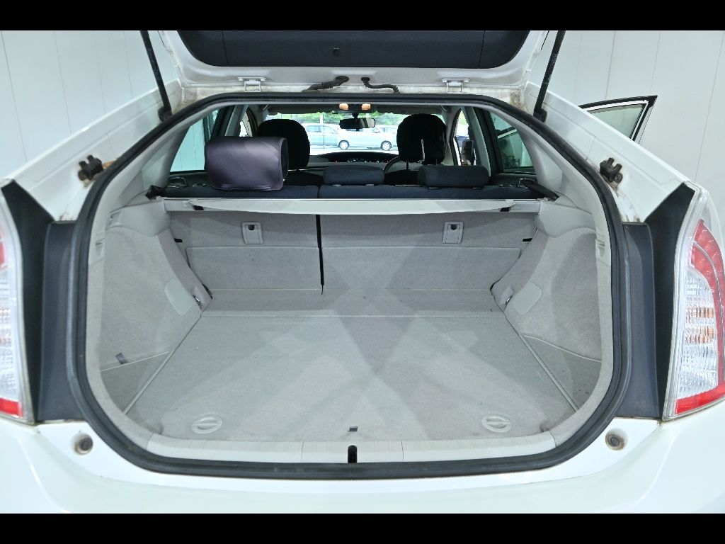 2012 Toyota Prius S auction photo 13