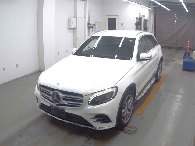 2016 Mercedes-Benz GLC GLC250 4M Sport 4WD auction photo 4