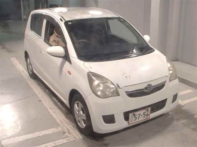 2007 Daihatsu Mira 4WD Japan auction vehicle