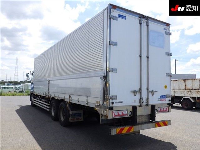 2017 Isuzu 13.9t auction photo 5