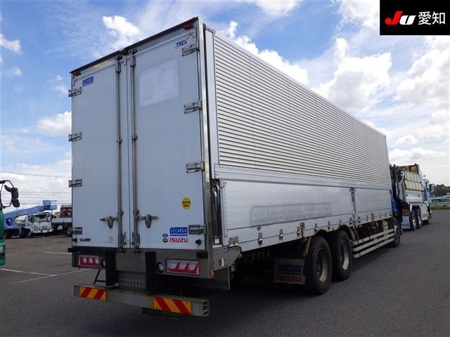2017 Isuzu 13.9t auction photo 2