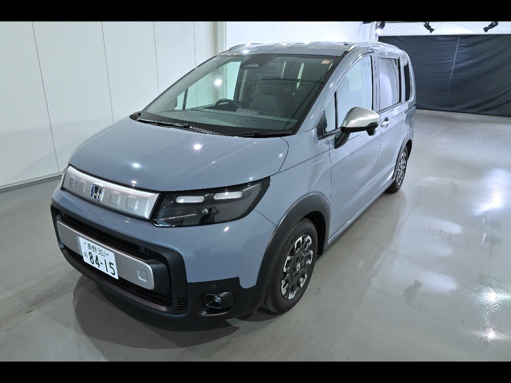 2025 Honda Freed e:HEVクロスター 5人 auction photo 4