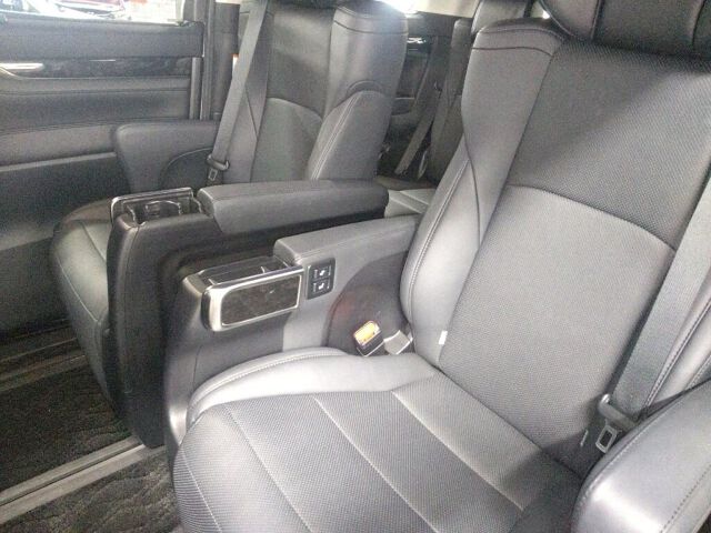 2021 Toyota Alphard 2.5S Cパッケージ auction photo 6