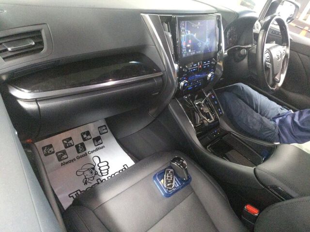 2021 Toyota Alphard 2.5S Cパッケージ auction photo 3
