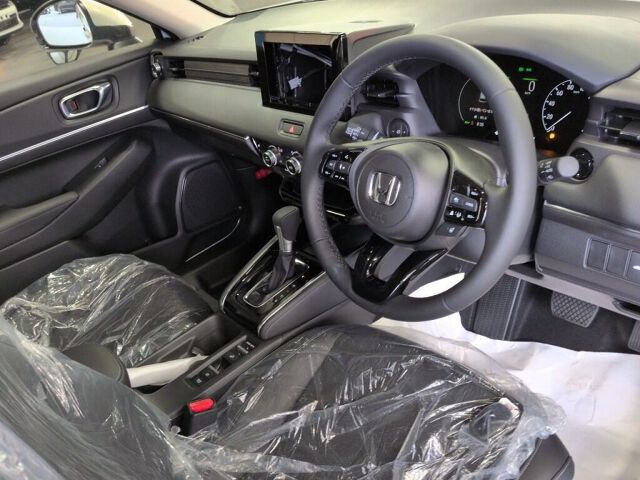 2026 Honda Vezel HV E:HEV Z auction photo 3