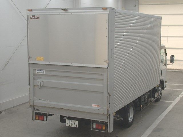 2023 Isuzu Elf Van auction photo 2