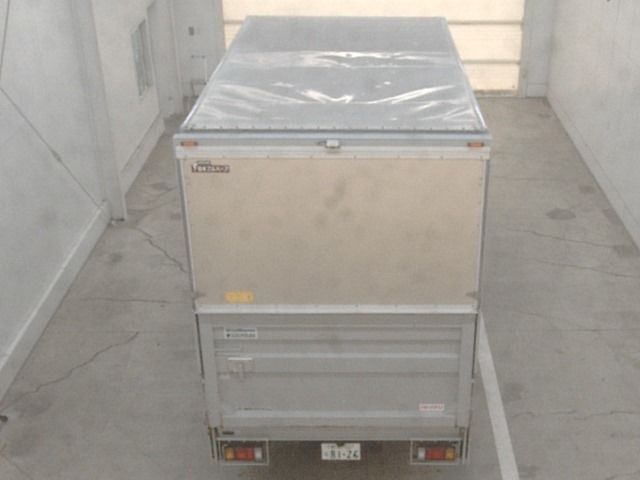 2023 Isuzu Elf Van auction photo 3