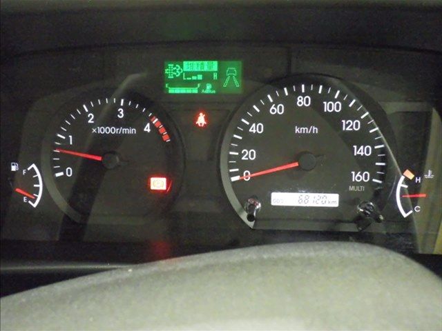 2023 Isuzu Elf Van auction photo 7