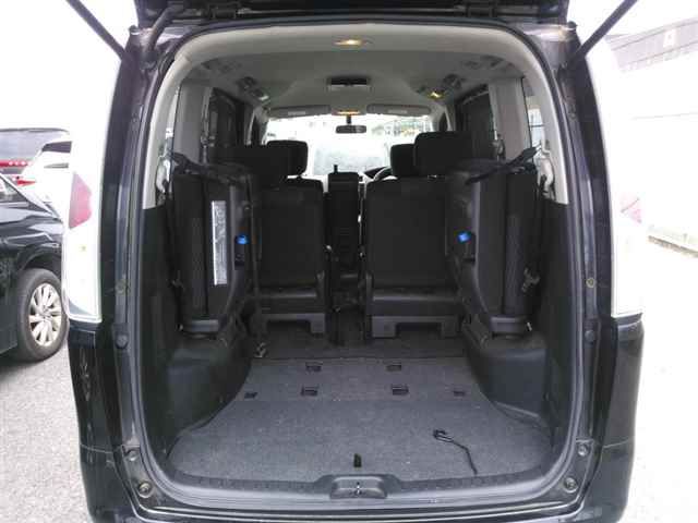 2011 Nissan Serena 20S auction photo 10