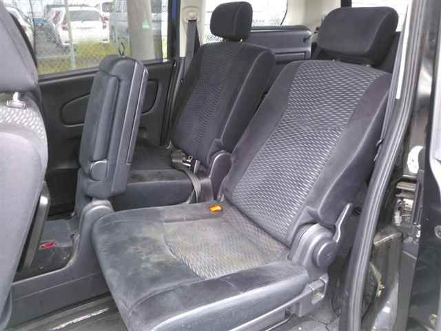 2011 Nissan Serena 20S auction photo 9