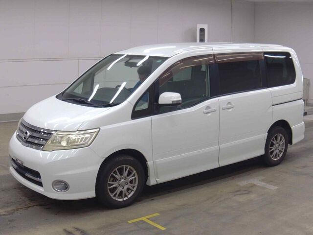 2010 Nissan Serena ハイウェイスター 4WD auction photo 4