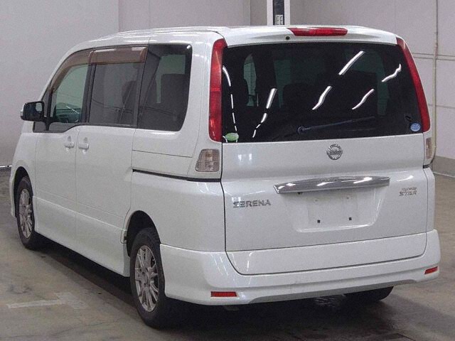 2010 Nissan Serena ハイウェイスター 4WD auction photo 2