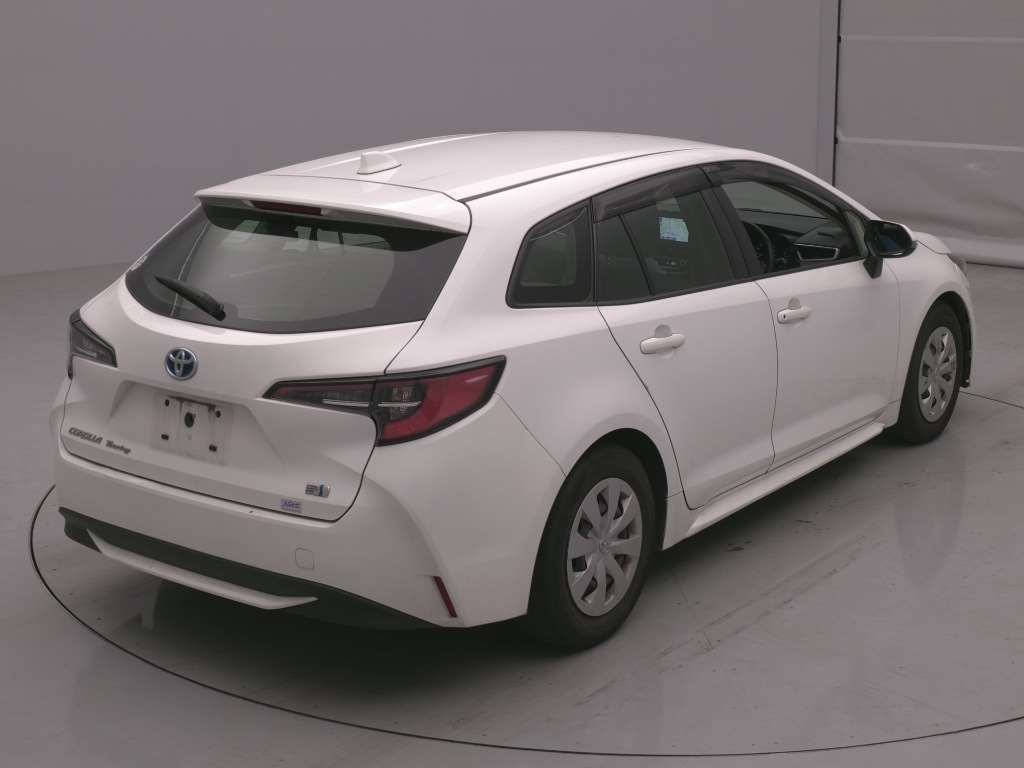 2021 Toyota Corolla Touring ハイブリッド G-X 4WD auction photo 2