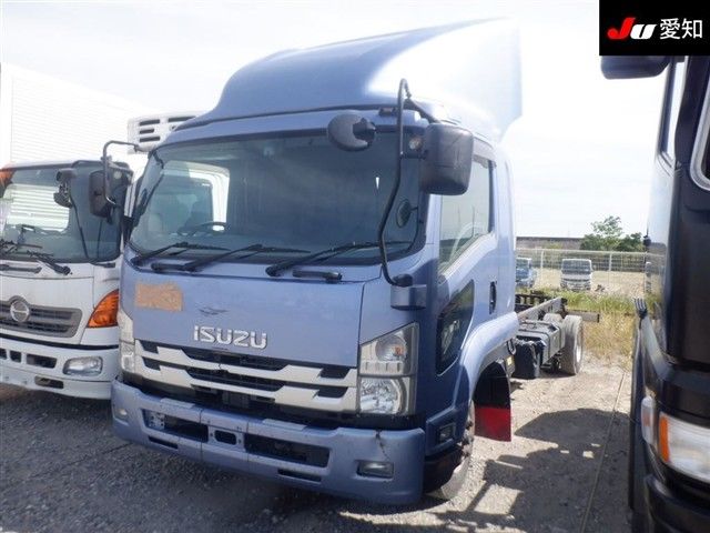 2018 Isuzu Forward auction photo 7