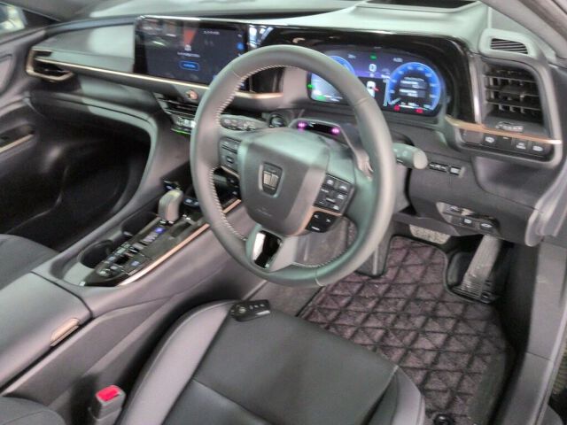 2025 Toyota Crown Sport Sports Z (HEV) 4WD auction photo 3