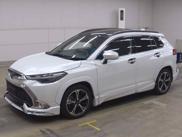 2022 Toyota Corolla Cross ハイブリッドZ 4WD auction photo 4