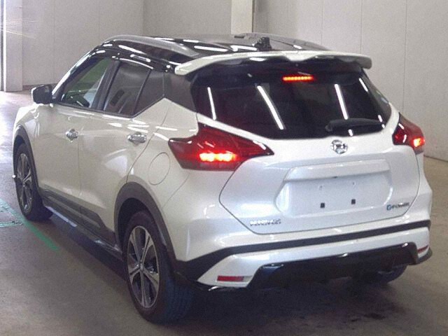 2021 Nissan Kicks X auction photo 2