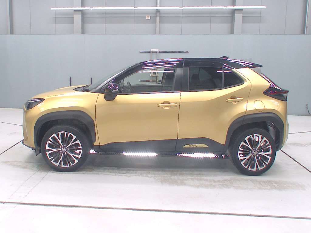 2021 Toyota Yaris Cross Z auction photo 4