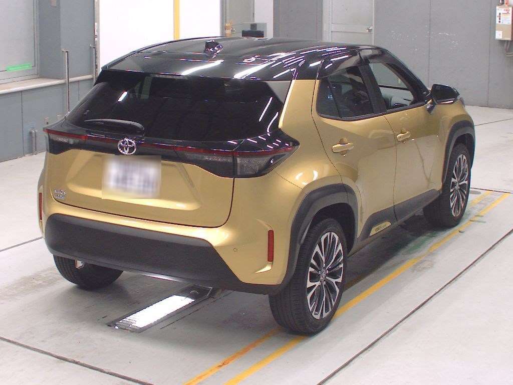 2021 Toyota Yaris Cross Z auction photo 2