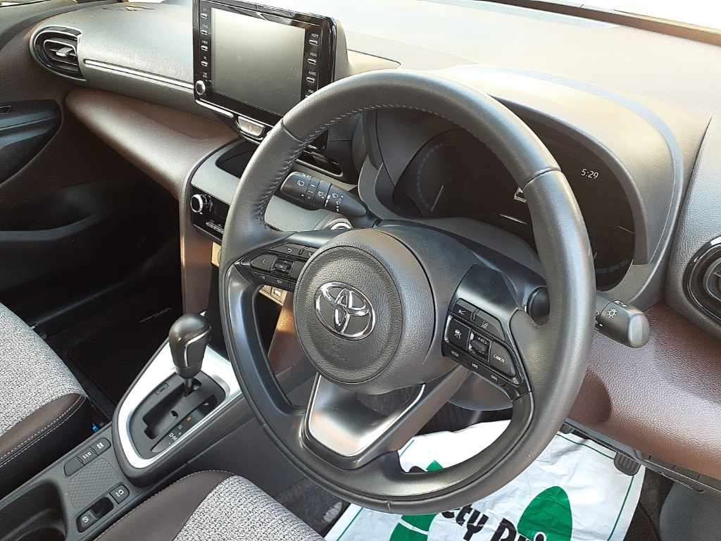 2021 Toyota Yaris Cross Z auction photo 7