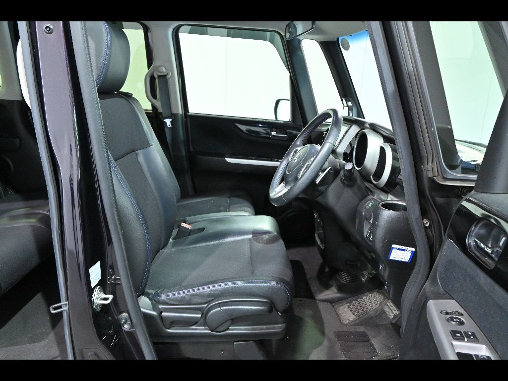 2017 Honda N-BOX カスタムターボSSブラックスタイルパッケージ auction photo 6