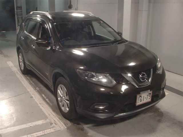 Japan Auction Vehicles 12 2015 Nissan X-Trail 4WD 20XハイブリッドEブレーキパ auction photo