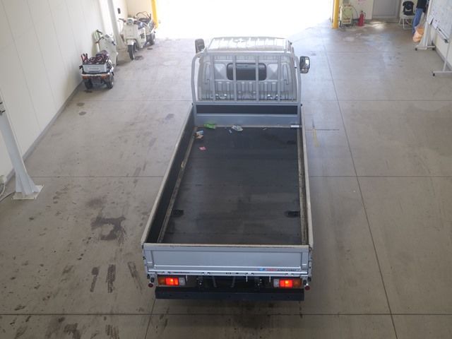 2022 Hino Dutro Hira auction photo 3