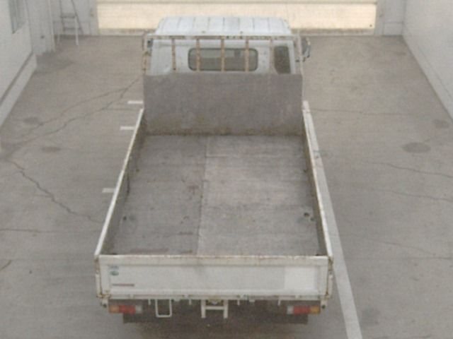 2019 Mitsubishi Fuso Canter Flatbed auction photo 3