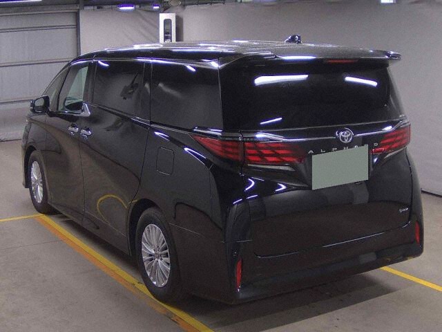 2025 Toyota Alphard X auction photo 2