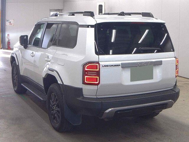 2024 Toyota Land Cruiser 250 VX 4WD auction photo 2