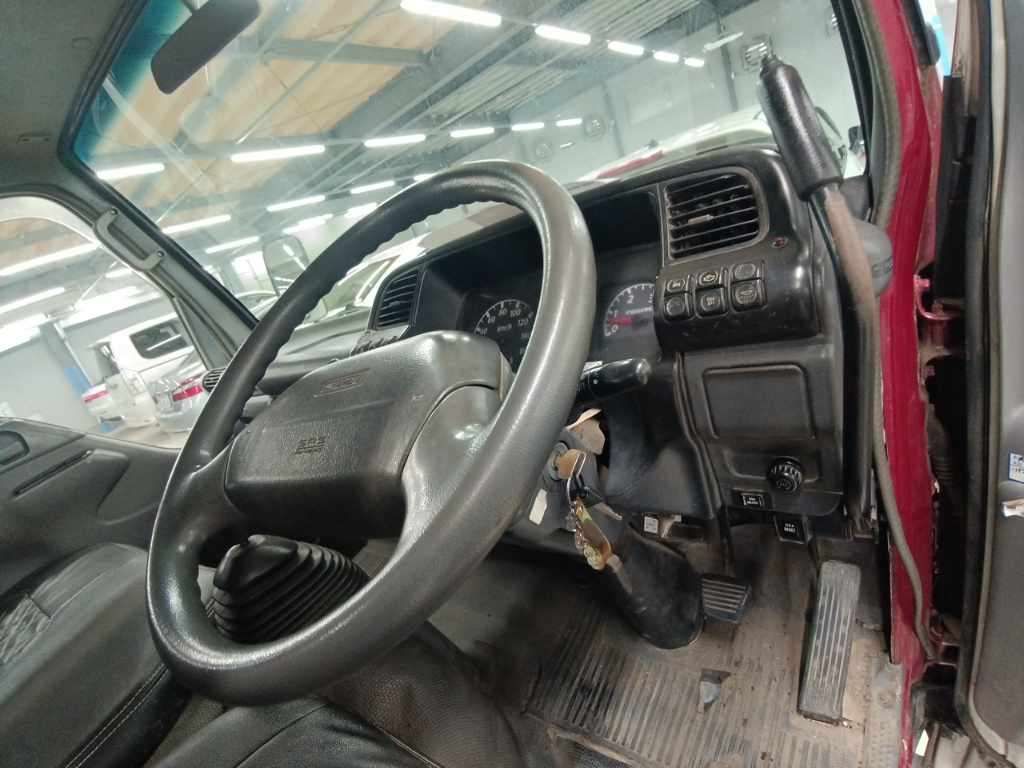 2005 Isuzu Elf dump auction photo 9