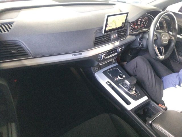 2018 Audi Q5 2.0 TFSIQ Sport S La 4WD auction photo 3