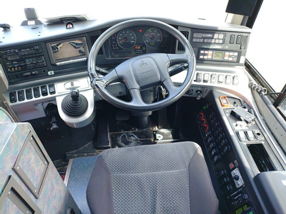 2011 Mitsubishi Fuso エアロエース auction photo 3