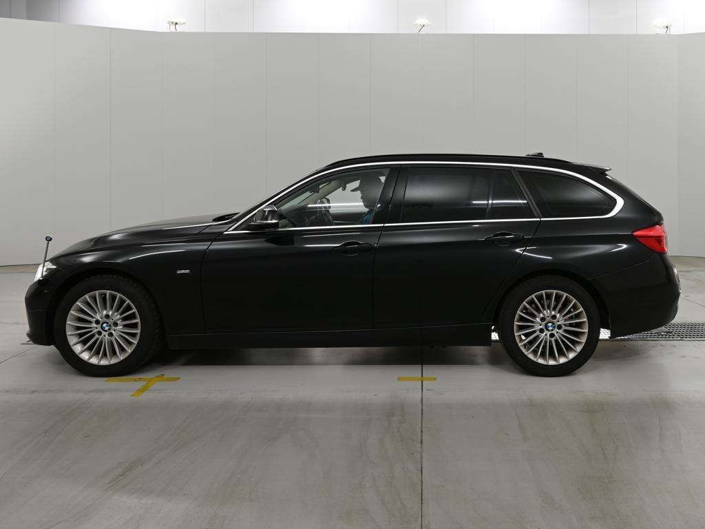2018 BMW 3 Series 320dツーリング ラグジュアリー auction photo 4