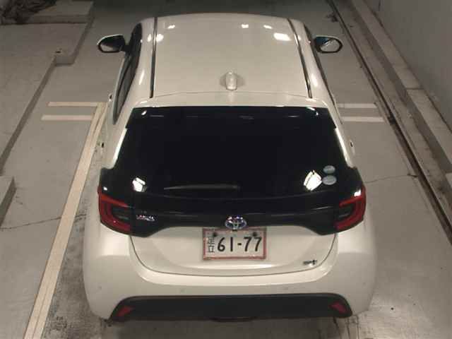 2020 Toyota Yaris ハイブリッドZ auction photo 7