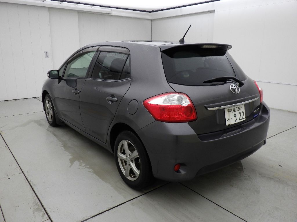 2010 Toyota Auris 150X Mパッケージ auction photo 5