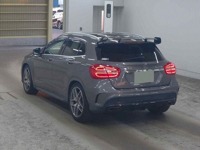 2016 Mercedes-Benz GLA-Class GLA45 4MATIC 4WD auction photo 2