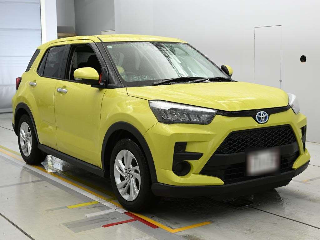 2022 Toyota Raize ハイブリッドG auction photo 5