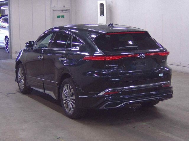 2025 Toyota Harrier Z auction photo 2
