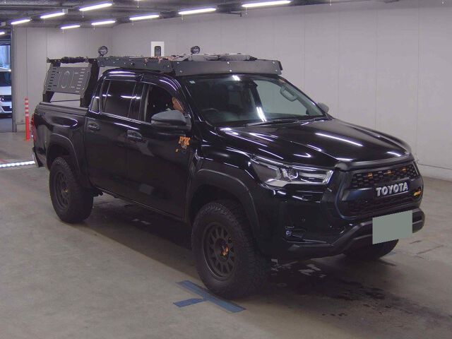 2020 Toyota Hilux Z 4WD Japan auction vehicle