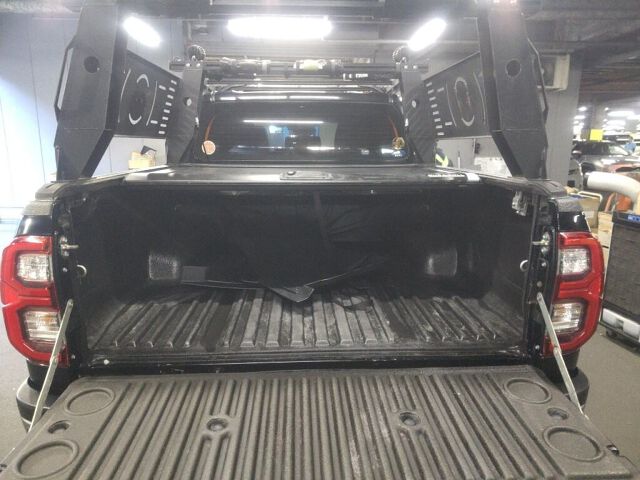 2020 Toyota Hilux Z 4WD auction photo 6