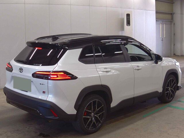 2025 Toyota Corolla Cross GRスポーツ 4WD auction photo 5